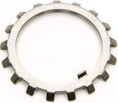 front hub lock washer